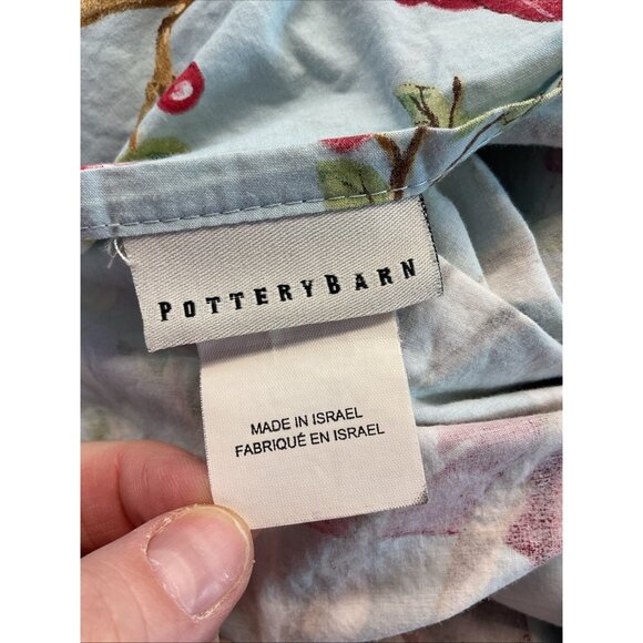 Pottery Barn Queen/Full Duvet Set 2 Shams Cardinal Berries Winter Bird holiday - Picture 3 of 10